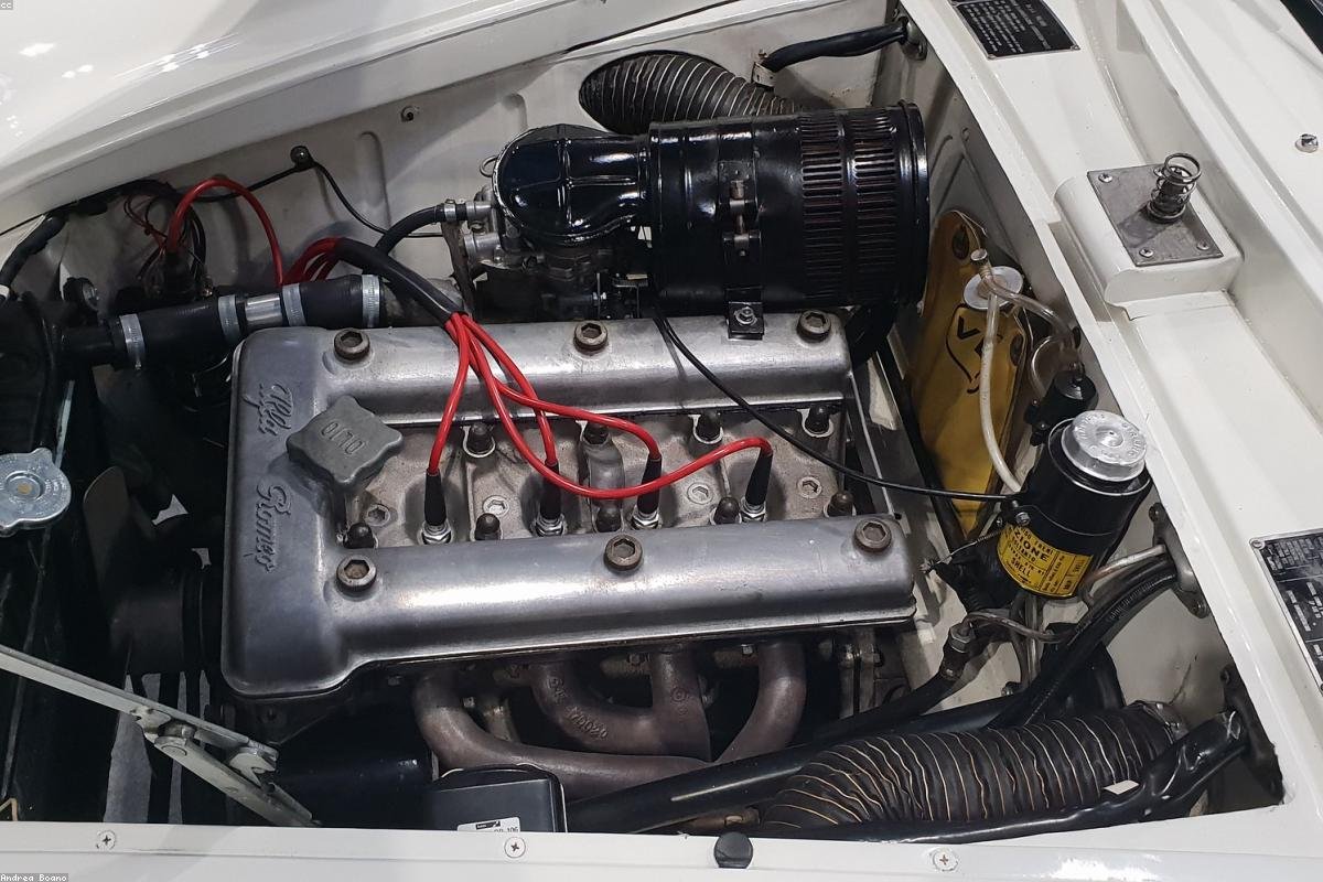 Máquinas de Cuore: La Incomprendida Pasión del Automóvil Italiano
